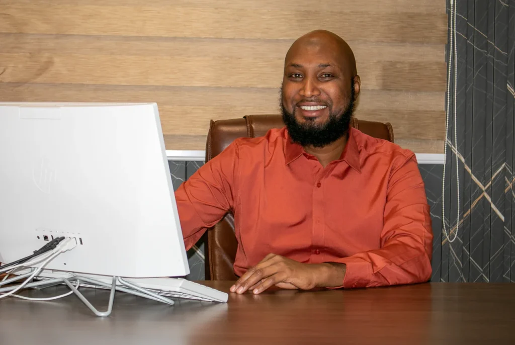 Mr. Awale Adam- Administrator - Staff - Boys Secondary Campus - ELM Schools